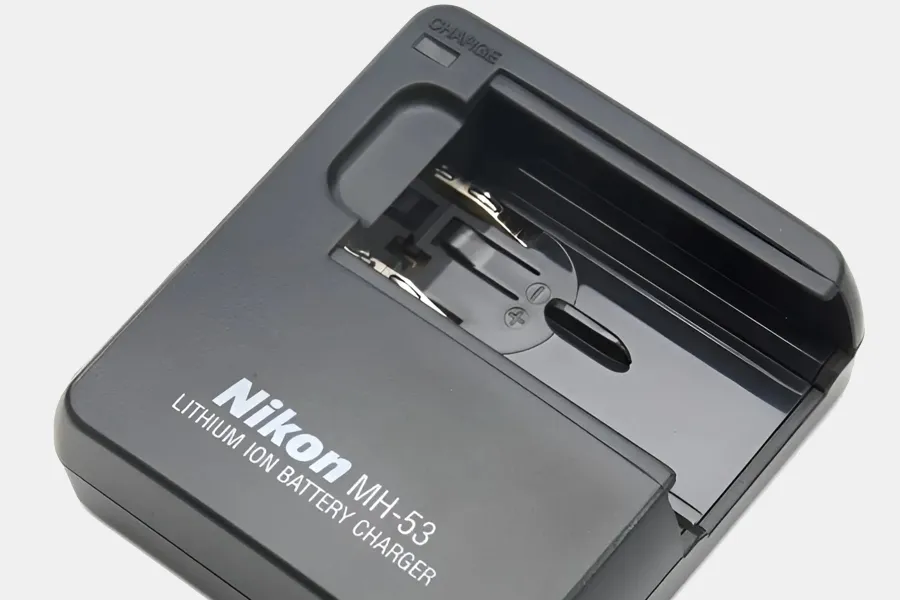 Ładowarka Nikon MH-53
